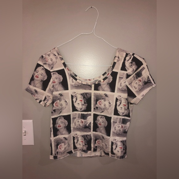 Marilyn Monroe Crop Top - Picture 1 of 2